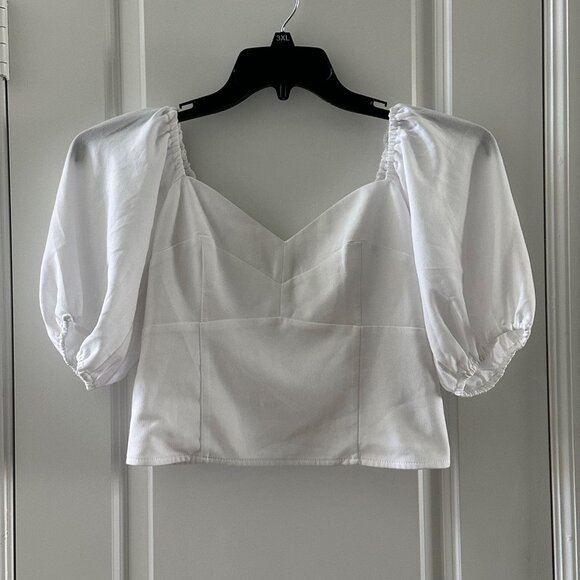 Abercrombie & Fitch Tops - Abercrombie & Fitch White Puff Sleeve Shirred Back Cropped Blouse Sweetheart Nec